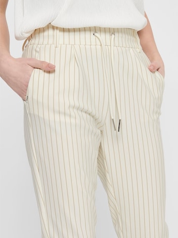 ONLY Slimfit Παντελόνι πλισέ 'Poptrash' σε λευκό