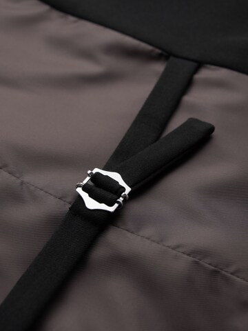 Ombre Vest 'OM-BLZV-0142' in Black