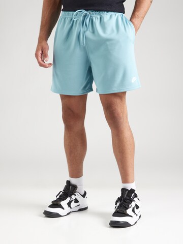 Regular Pantaloni 'CLUB FLOW' de la Nike Sportswear pe albastru: față