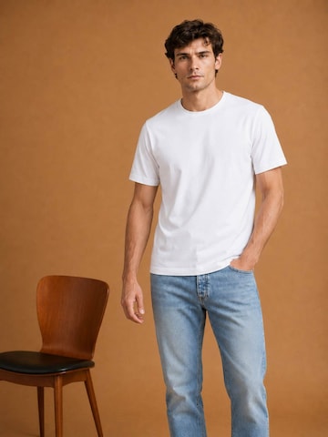 KING Essentials Shirt 'The Shawn' in Weiß