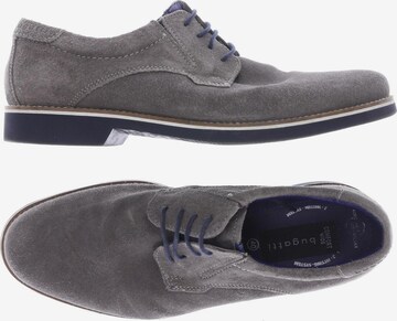 bugatti Flats & Loafers in 40 in Grey: front