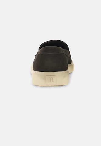 Boggi Milano Slip-ons in Bruin