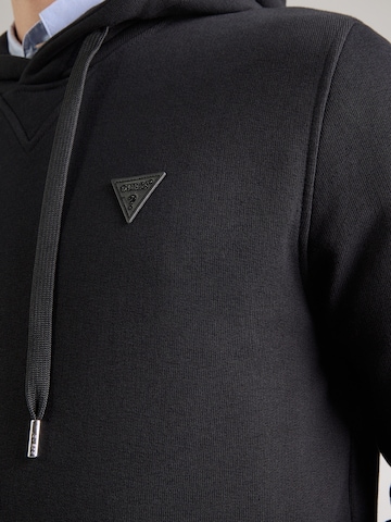 GUESS - Sudadera en negro