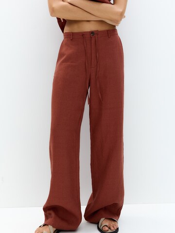 Pull&Bear Loosefit Bukser i rød: forside