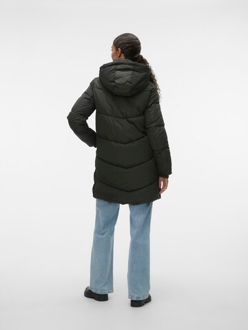 VERO MODA Winter Coat 'HALSEY' in Green