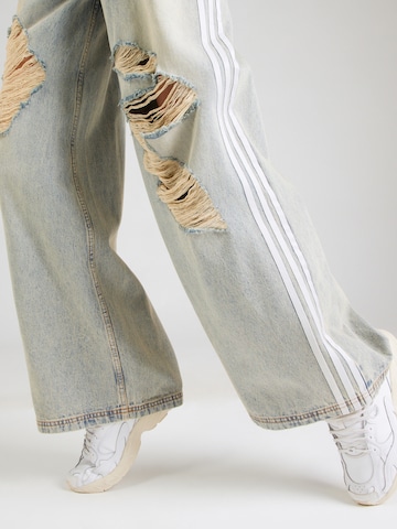 ADIDAS ORIGINALS Loosefit Jeans in Blauw