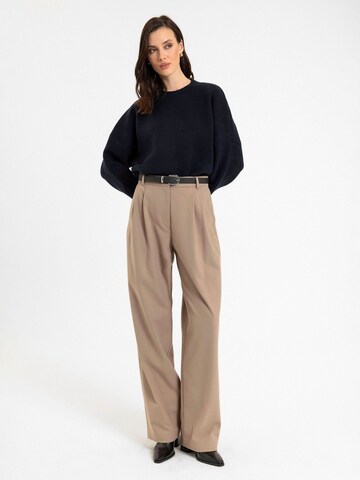 Antioch Loosefit Veckad byxa 'Britney' i beige