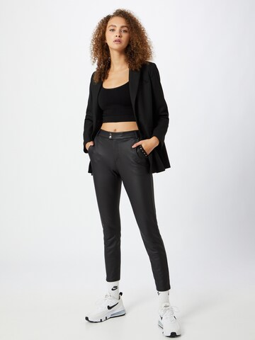 Coupe slim Pantalon monari en noir