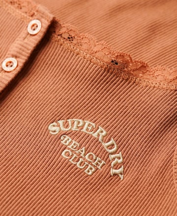 Superdry Top 'Essential' in Brown