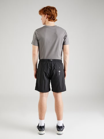 regular Pantaloni sportivi 'RUN ASHORE' di QUIKSILVER in nero