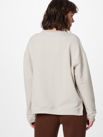 ESPRIT Sweatshirt in Grau