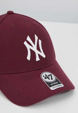 47 Pet 'NEYYAN 47' in Rood