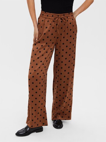 VERO MODA Wide leg Trousers 'Essi' in Brown: front