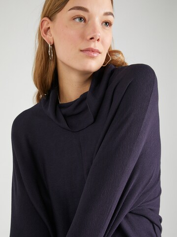 s.Oliver Sweatshirt in Blue