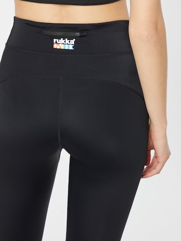 Rukka - Skinny Calças de desporto 'MAATIALA' em preto