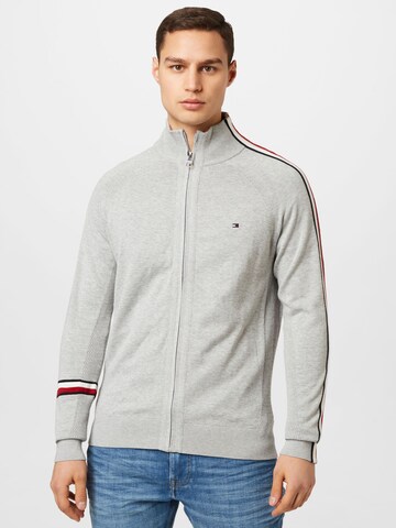 TOMMY HILFIGER Strickjacke 'INTARSIA' in Grau: predná strana