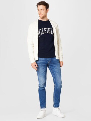 TOMMY HILFIGER Sweatshirt 'VARSITY' i blå