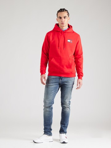 Tommy Jeans Sweatshirt in Red