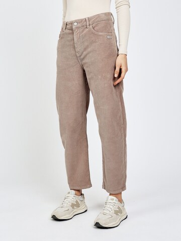 Gang Loosefit Broek '94IDA' in Bruin: voorkant