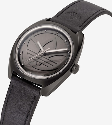 ADIDAS ORIGINALS Zegarek analogowy w kolorze czarny