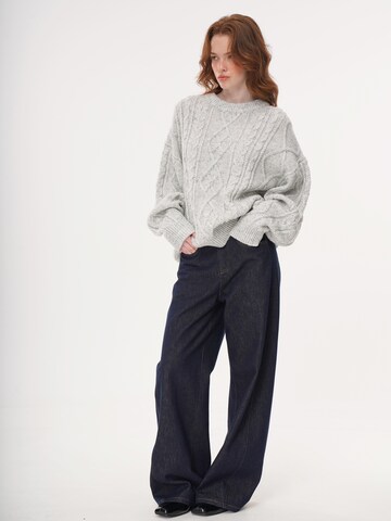yoligex Sweater 'YOLIGEX Zopfmuster-Pullover Hellgrau-Melange Rundhals' in White