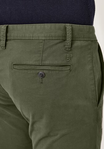 REDPOINT Slim fit Chino Pants in Green