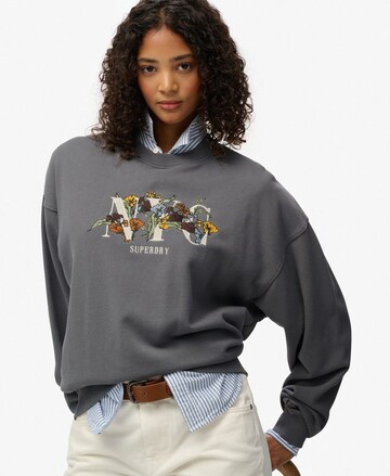 Superdry Sweatshirt in Grijs: voorkant