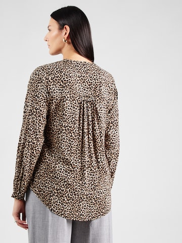 Chemisier 'CARANITA' ONLY Carmakoma en beige