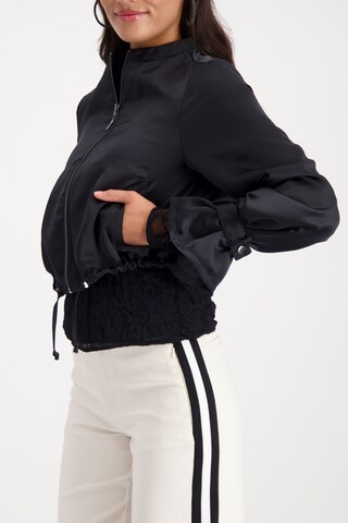 monariPrijelazna jakna - crna boja