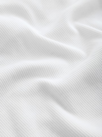 self. Top in White