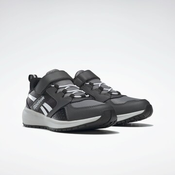 Reebok Sportschuh 'Road Supreme 2 Alt' in Grau