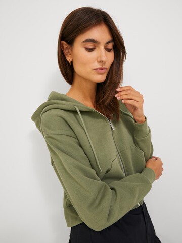 JJXX Sweatjacke 'ABBIE' in Grün