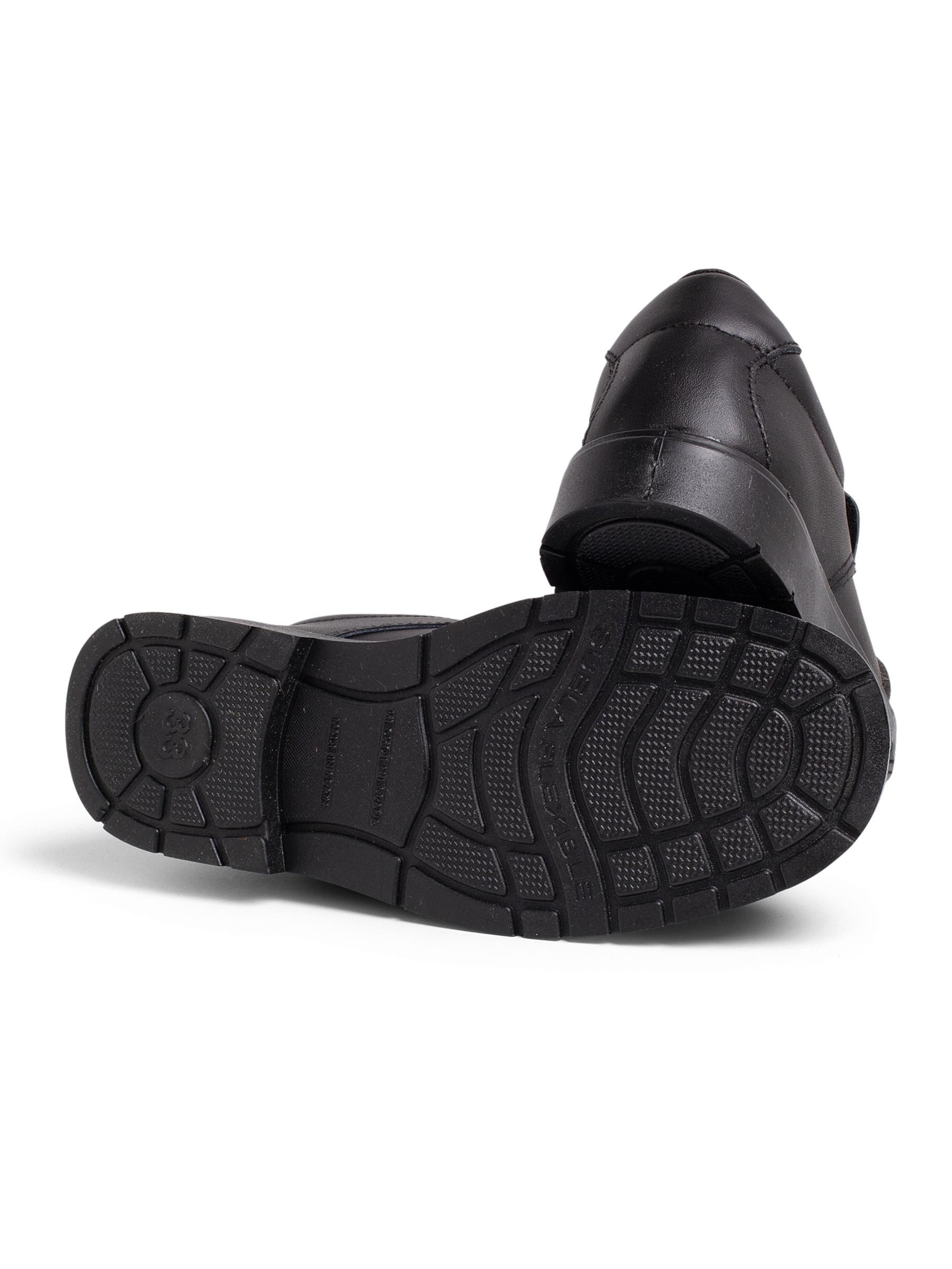 Scarpa bassa di Pisamonas in nero