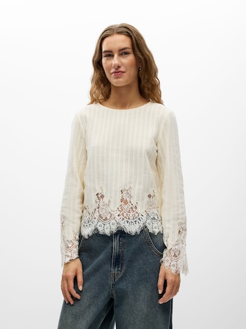 Maglietta 'OBJLAICA' di OBJECT in beige: frontale