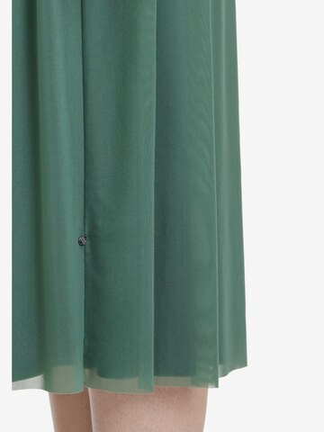 Vera Mont Dress in Green