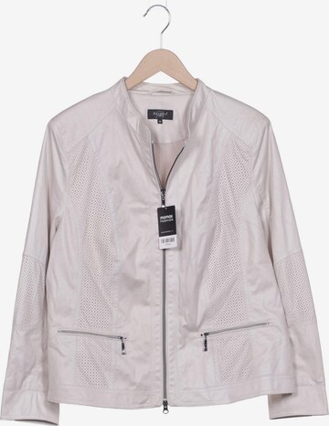 Bexleys Jacket & Coat in XXXL in White: front