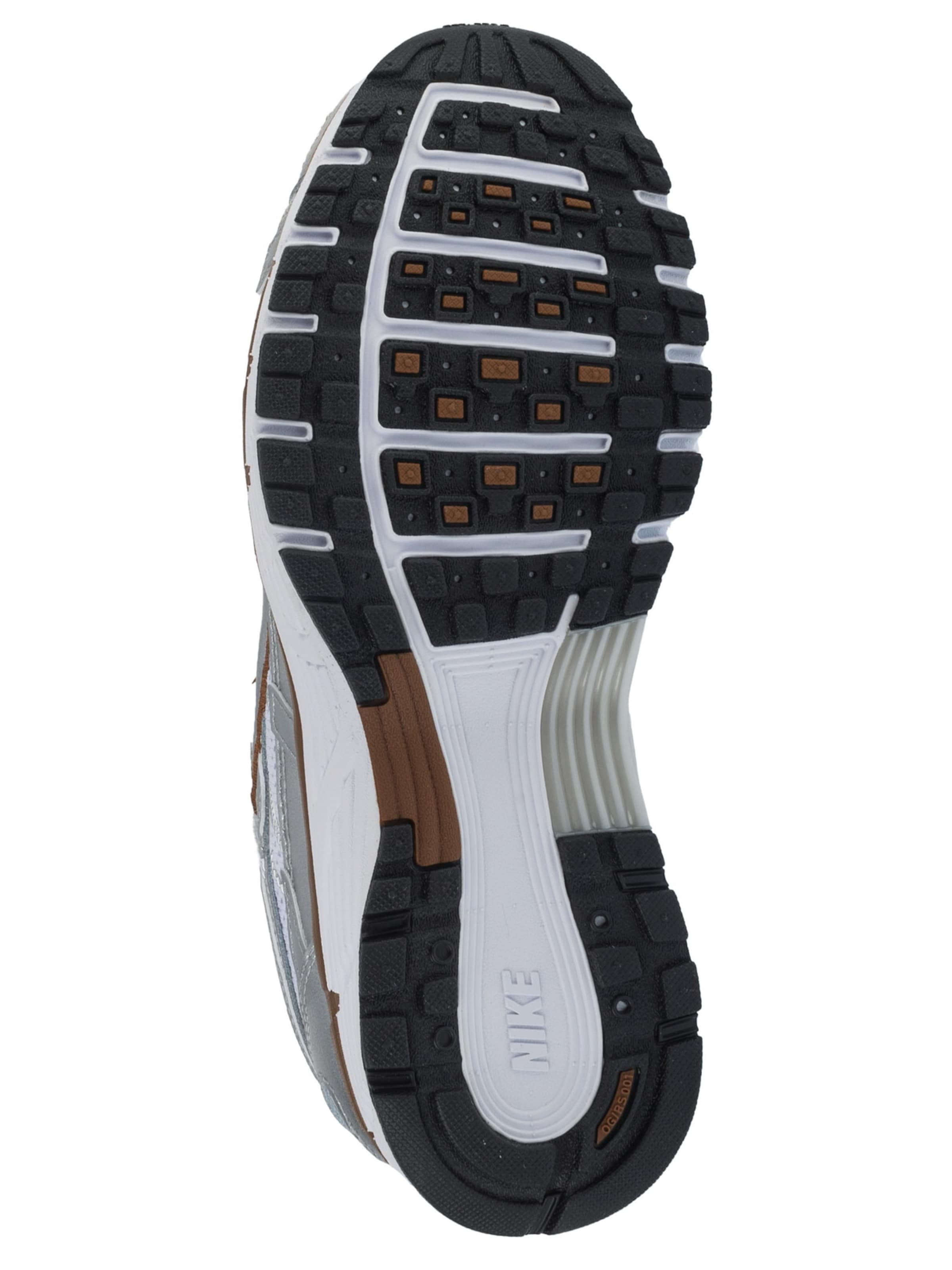 Baskets basses 'Nike P-6000' NIKE en blanc