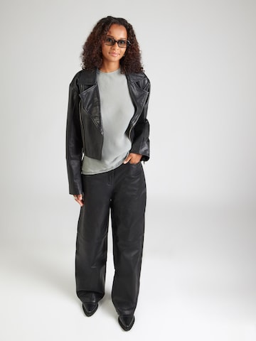 REMAIN - Blusa en gris
