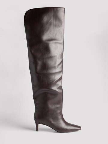 NA-KD Over the Knee Boots in Brown