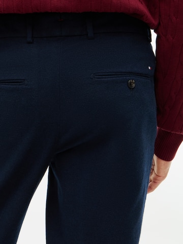TOMMY HILFIGER Slimfit Pantalon in Blauw