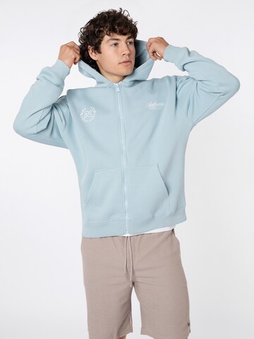 Sublevel Sweatjacke in Blau: Vorderseite