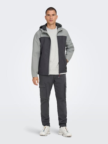 Giacca di mezza stagione di Only & Sons in grigio