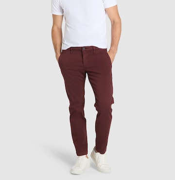 MAC Regular Pants in Brown: front