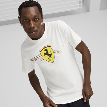 T-Shirt fonctionnel 'Race Big Shield' PUMA en blanc