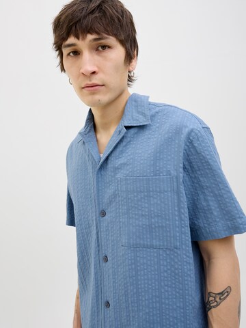 Jack & Jones Premium - Ajuste confortable Camisa 'JPRCCeaston' en azul