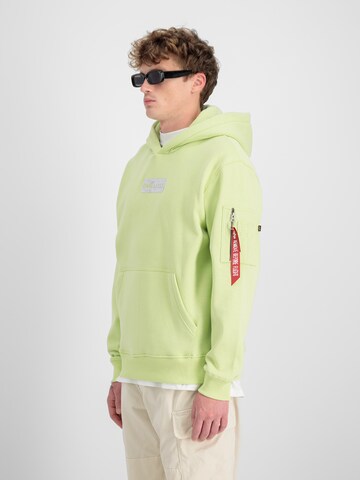 ALPHA INDUSTRIES Sweatshirt i grön