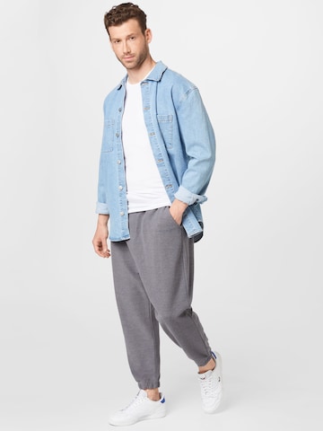 BURTON MENSWEAR LONDON Tapered Bukser i grå