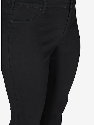 Skinny Jeggings di Zizzi in nero