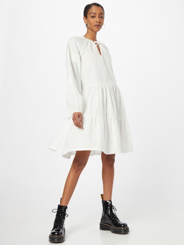 rosemunde Φόρεμα σε λευκό: μπροστά