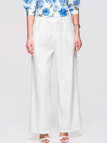 Ombre Regular Broek in Wit: voorkant